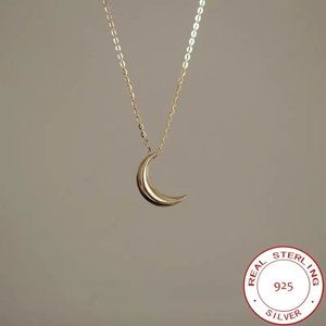 925 Sterling Silver Glossy Moon Pendant Necklace Gold Colored